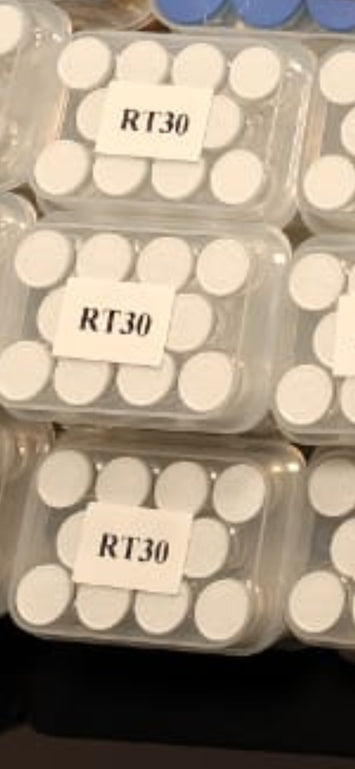 REEETTA  Thirty em gee 1 vial